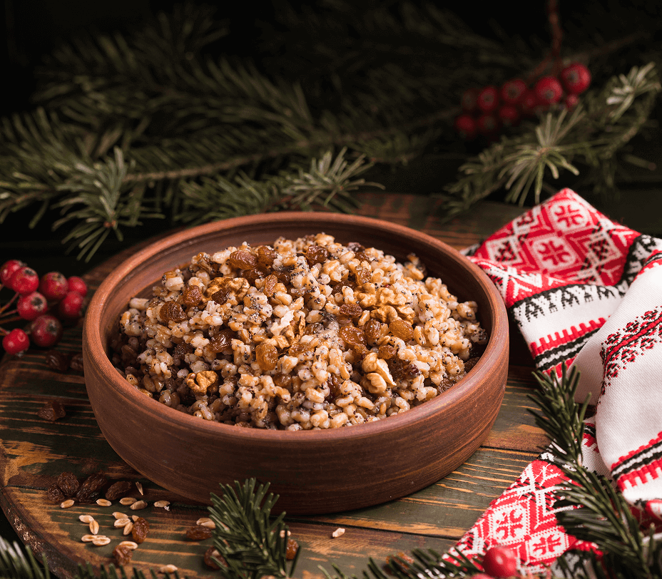 kutya-traditional-christmas-slavic-dish-kutia-porridge-made-wheat-grains-poppy-seed-nuts-raisins-honey-eastern-orthodox-christians-ukraine-belarus-russia 1